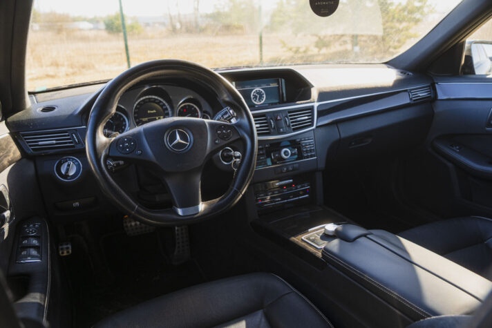 MERCEDES BENZ E350 AMG