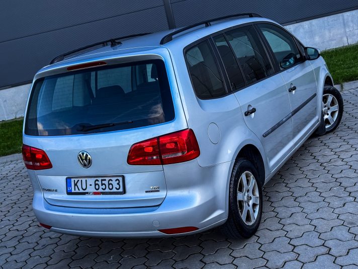 VW TOURAN