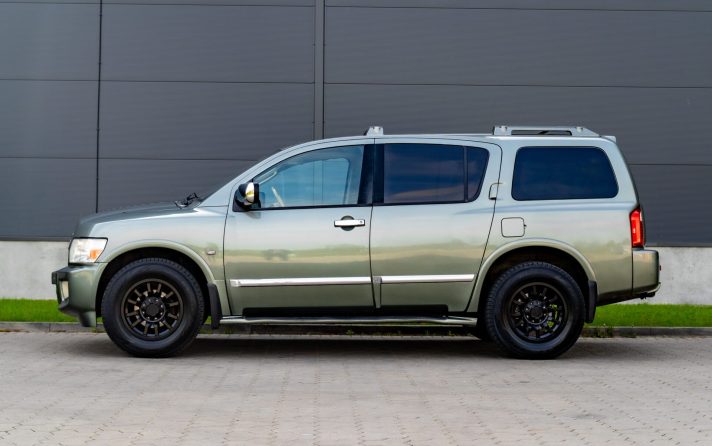 INFINITI QX56