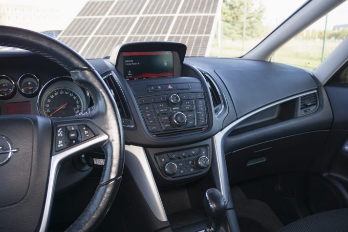 OPEL ZAFIRA TOURER