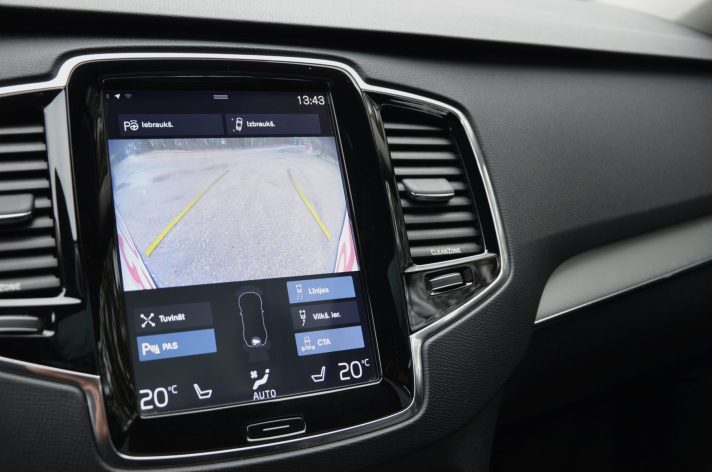 Tikko ievests. 2016. gada modelis. Volvo Xc90 Inscription T8 Twin Engine Awd Plug-In Hybrid.