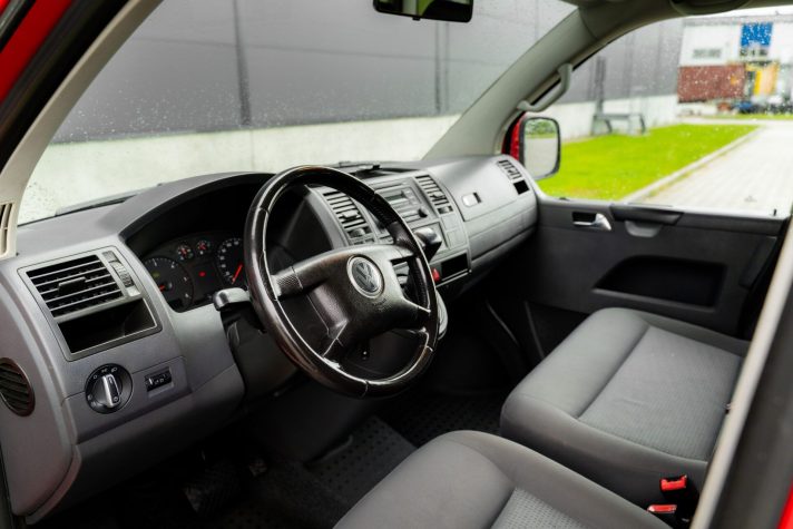 VW CARAVELLE