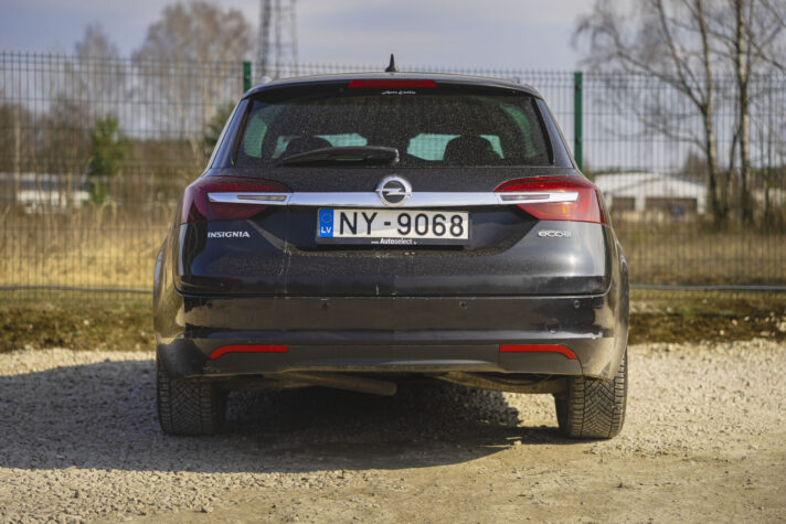 OPEL INSIGNIA SPORTS TOURER SW