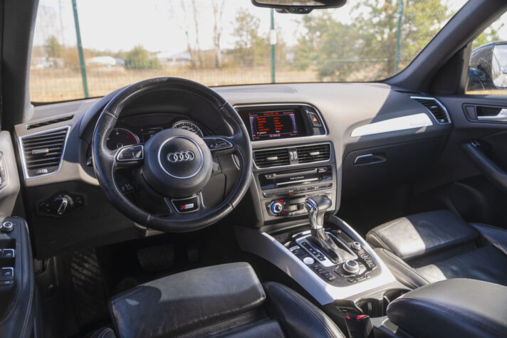 AUDI Q5 S-LINE QUATTRO