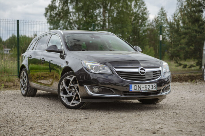 OPEL INSIGNIA SPORTS TOURER SW