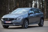 Tikko ievests.   Volvo V60 Cross Country Summum 2.4 Dīzelis 4×4 Awd . Ar automātisko ātrumkārbu.