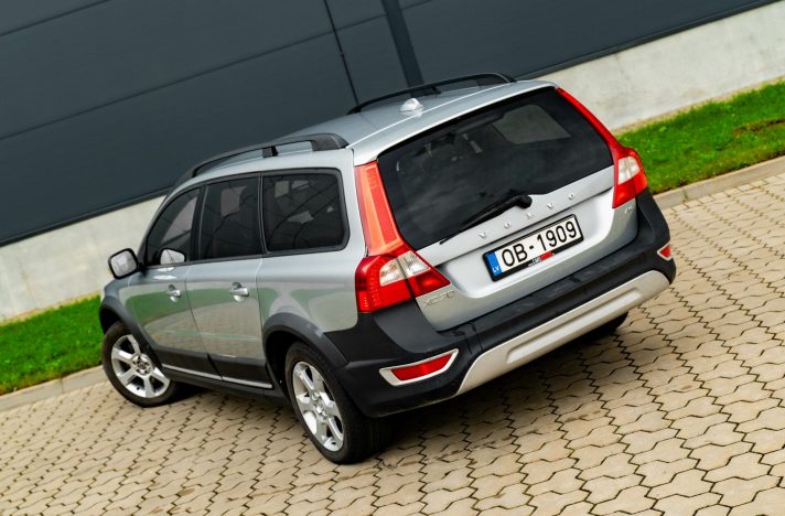 VOLVO XC70