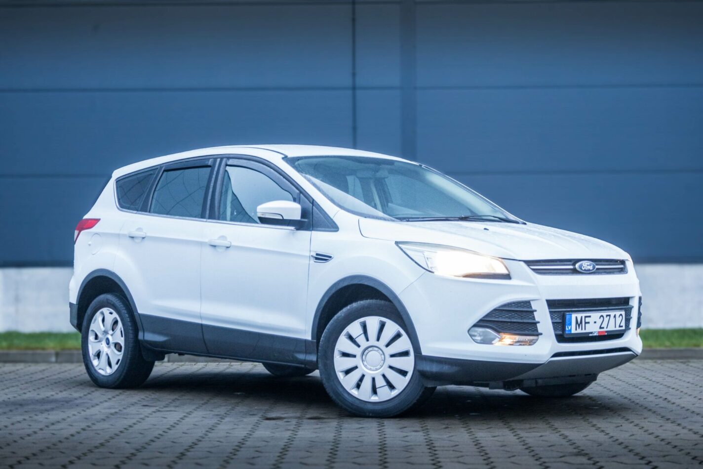 FORD KUGA