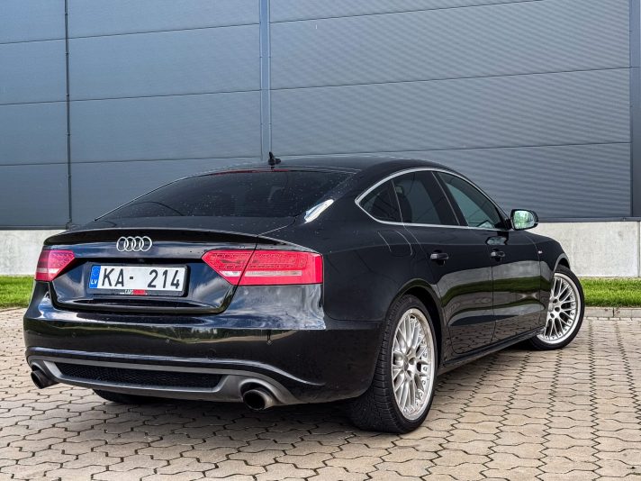 AUDI A5