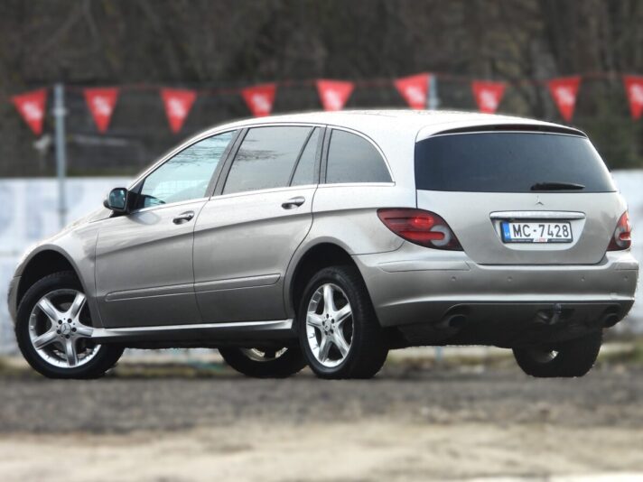 MERCEDES BENZ R320