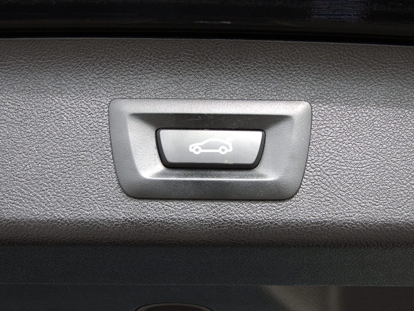 BMW 520I