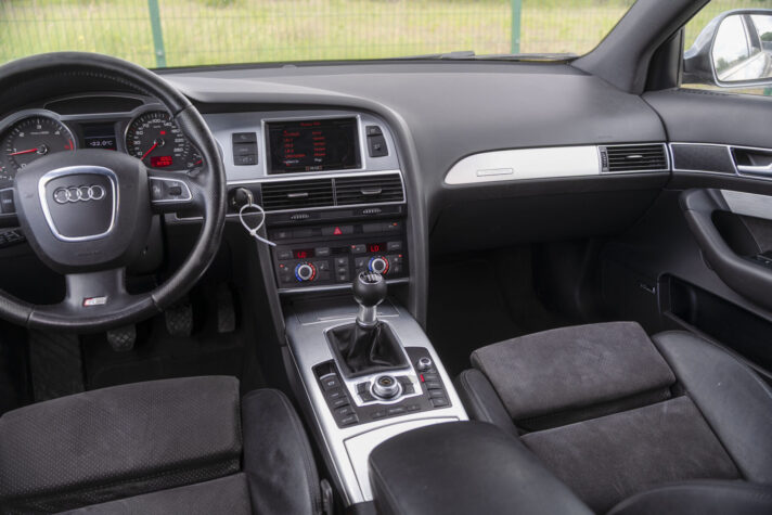 AUDI A6 S-LINE QUATTRO