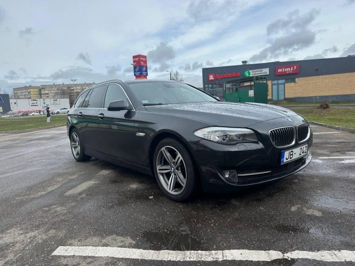 BMW 530