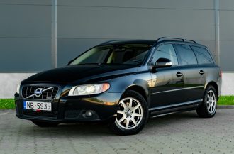 VOLVO V70