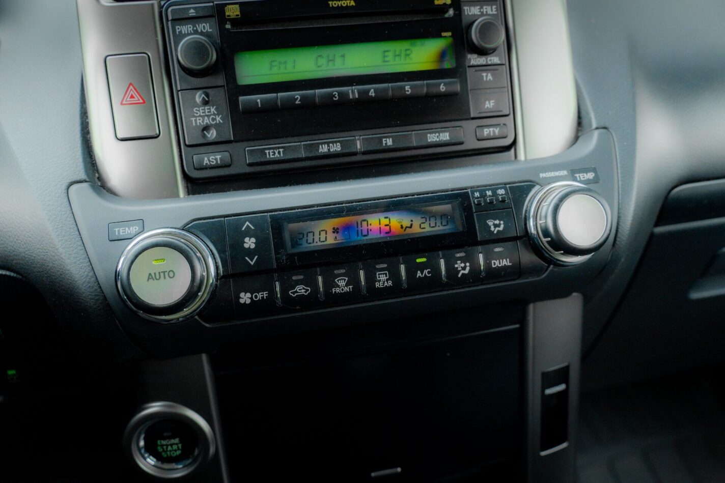 TOYOTA LAND CRUISER