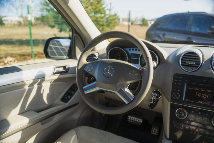 MERCEDES BENZ ML 320