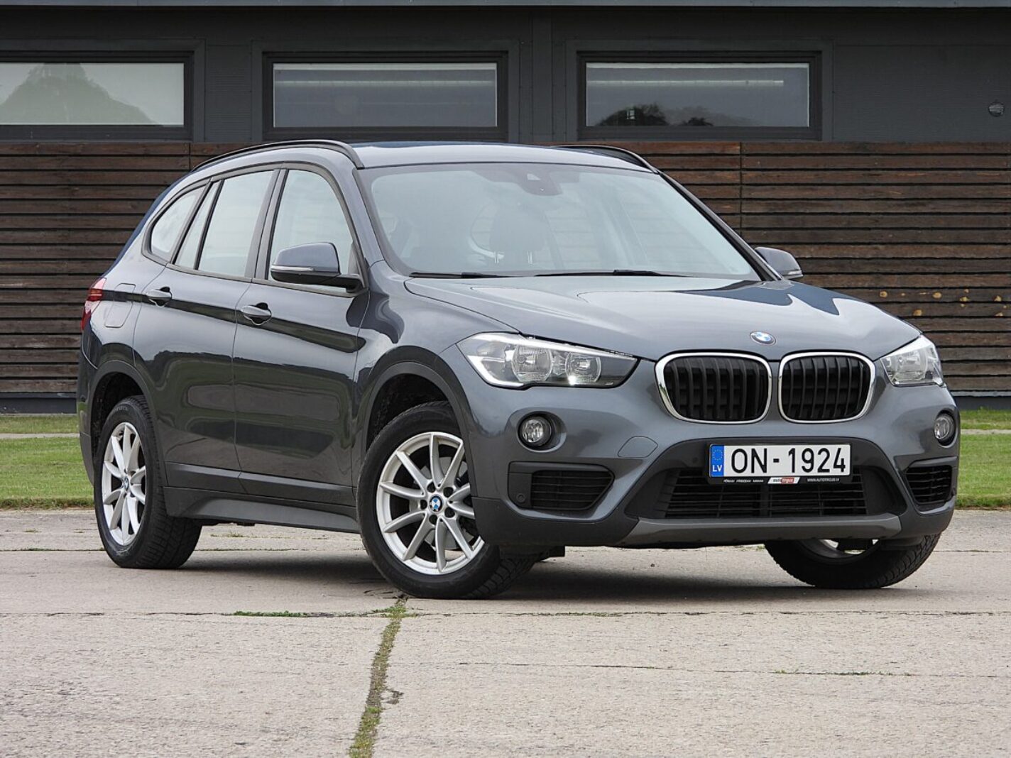 BMW X1