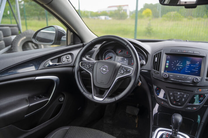 OPEL INSIGNIA SPORTS TOURER SW
