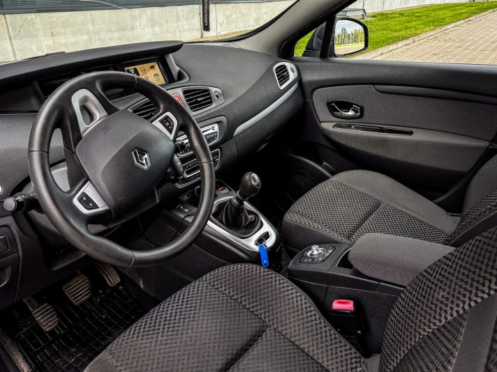 RENAULT MEGANE SCENIC