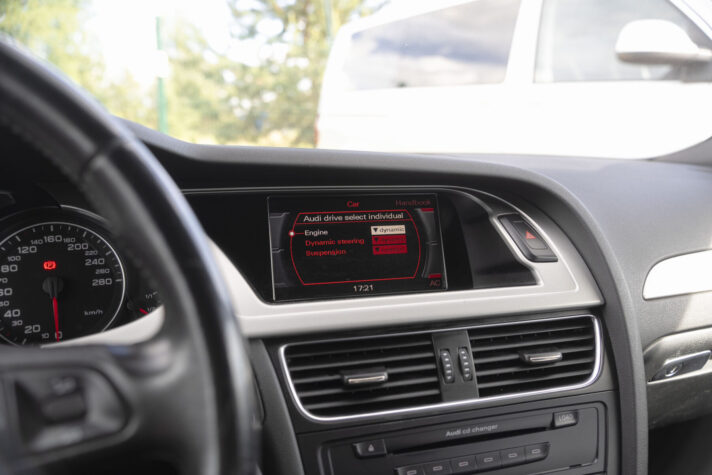 AUDI A4 S-LINE