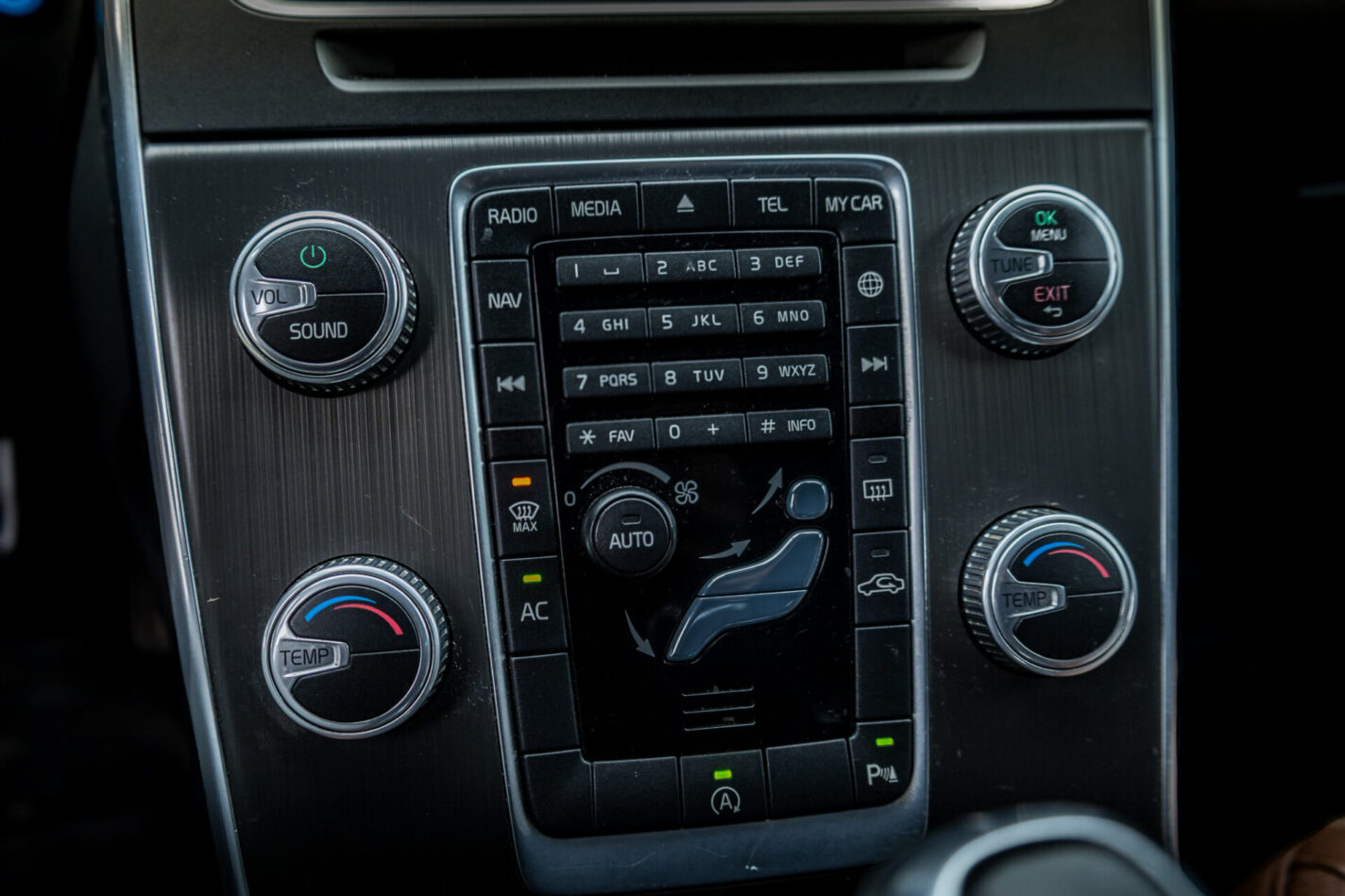 VOLVO V60