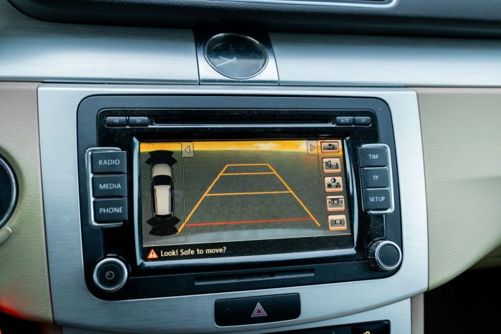 VW PASSAT