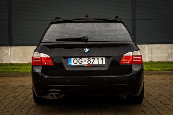 BMW 525