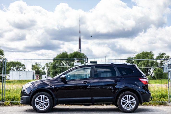 NISSAN QASHQAI +2