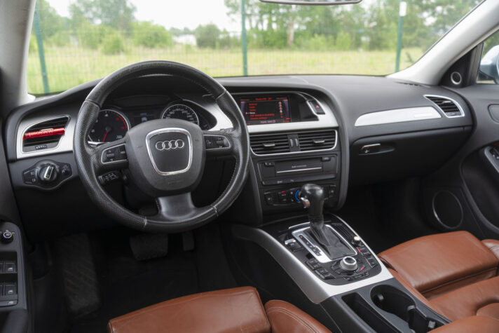 AUDI A4 QUATTRO