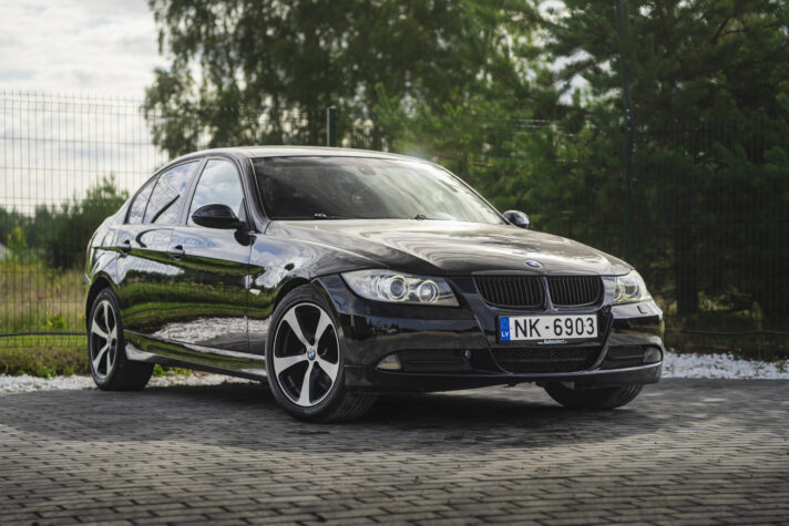 BMW 320