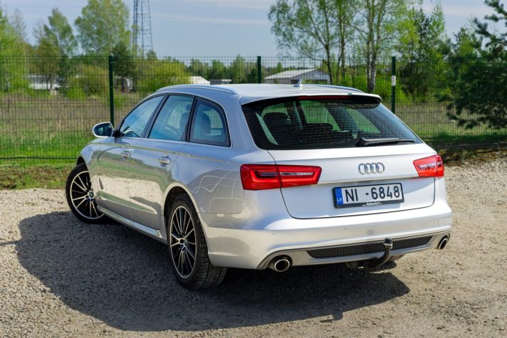 AUDI A6 AVANT