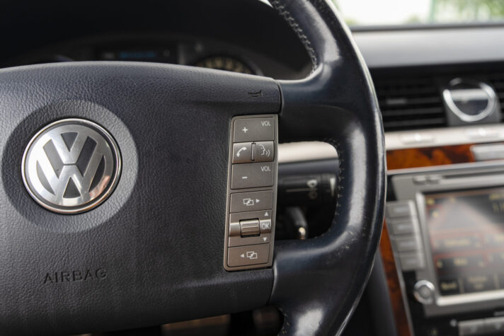 VW PHAETON
