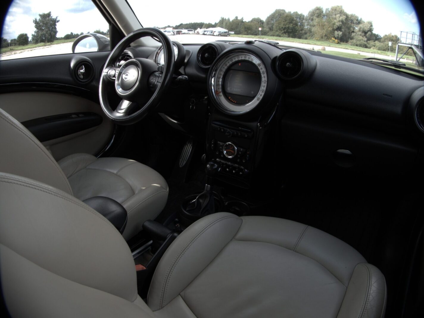 MINI COOPER ALL4