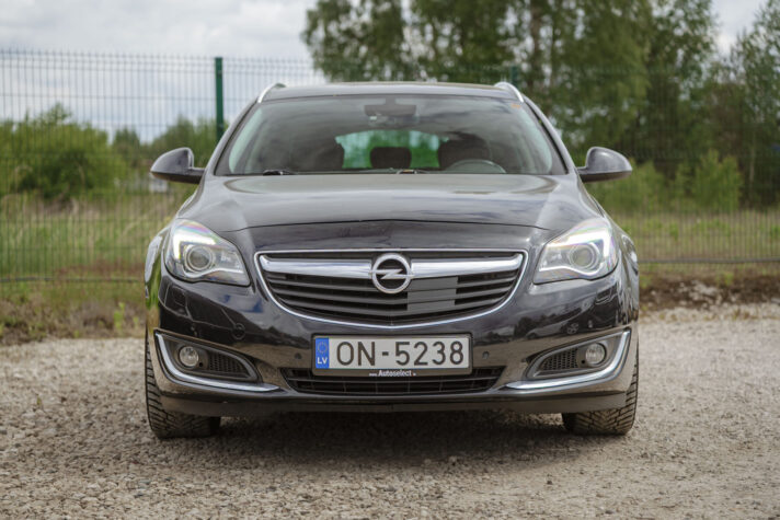 OPEL INSIGNIA SPORTS TOURER SW