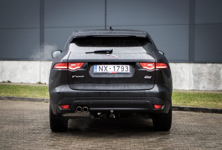 Jaguar F-Pace