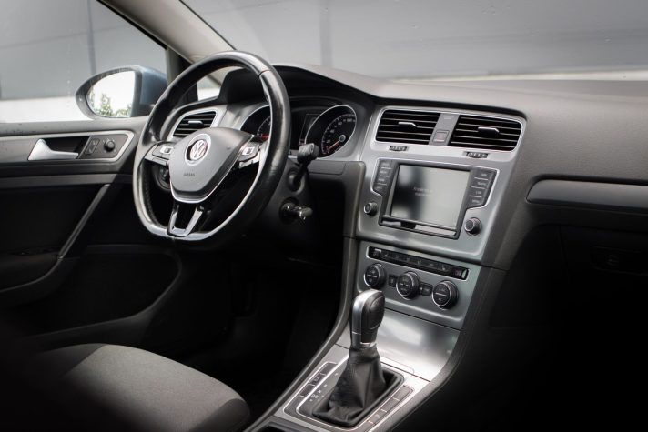 VW Golf