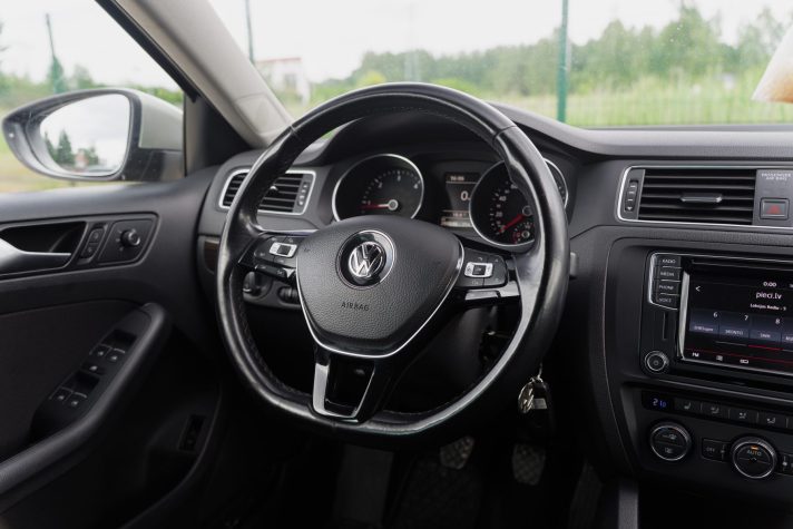 VW JETTA