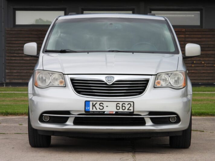 LANCIA VOYAGER