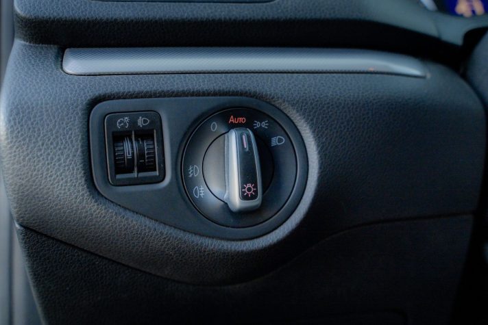 VW SHARAN