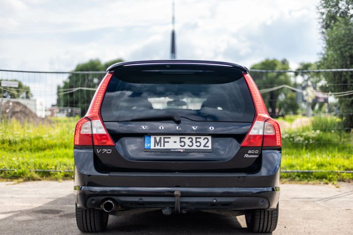 VOLVO V70