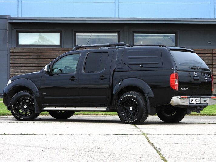 NISSAN NAVARA