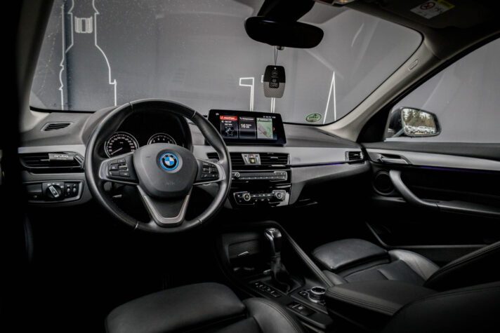BMW X1 XDRIVE25E
