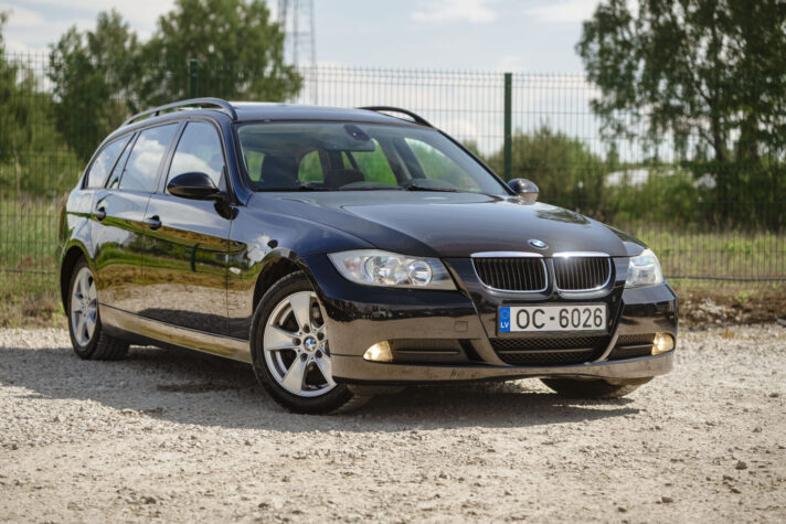 BMW 320