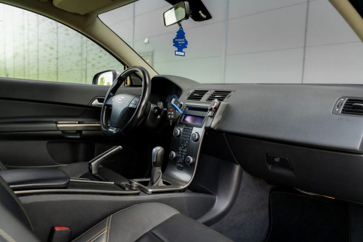 VOLVO C30