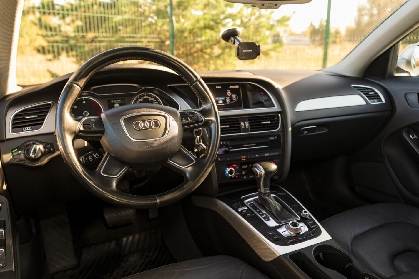 AUDI A4 AVANT