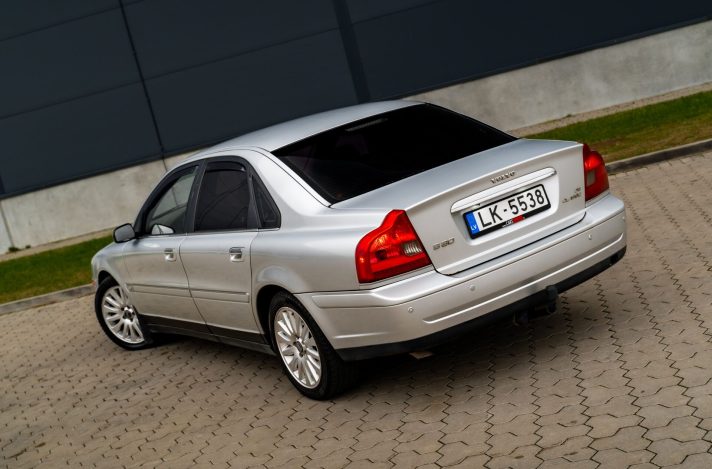 VOLVO S80
