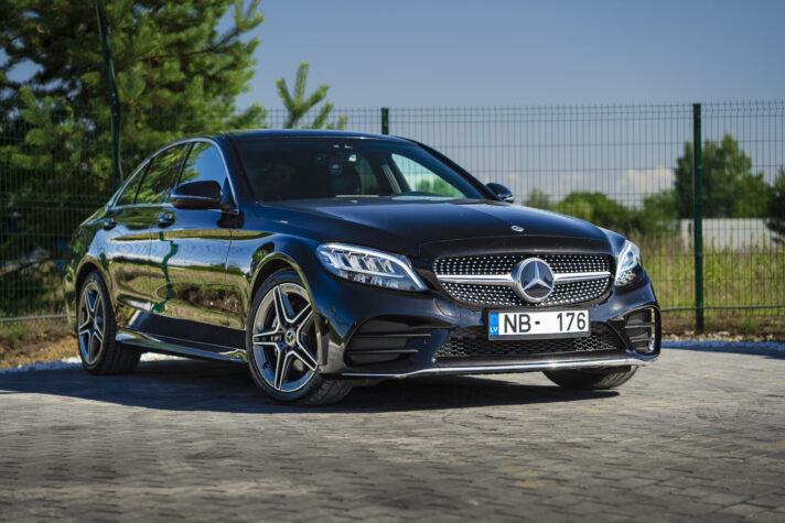 MERCEDES BENZ C180