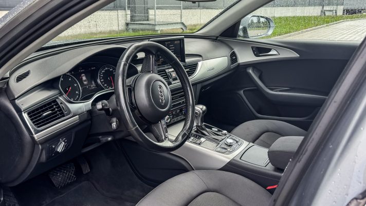 AUDI A6 LIMOUSINE
