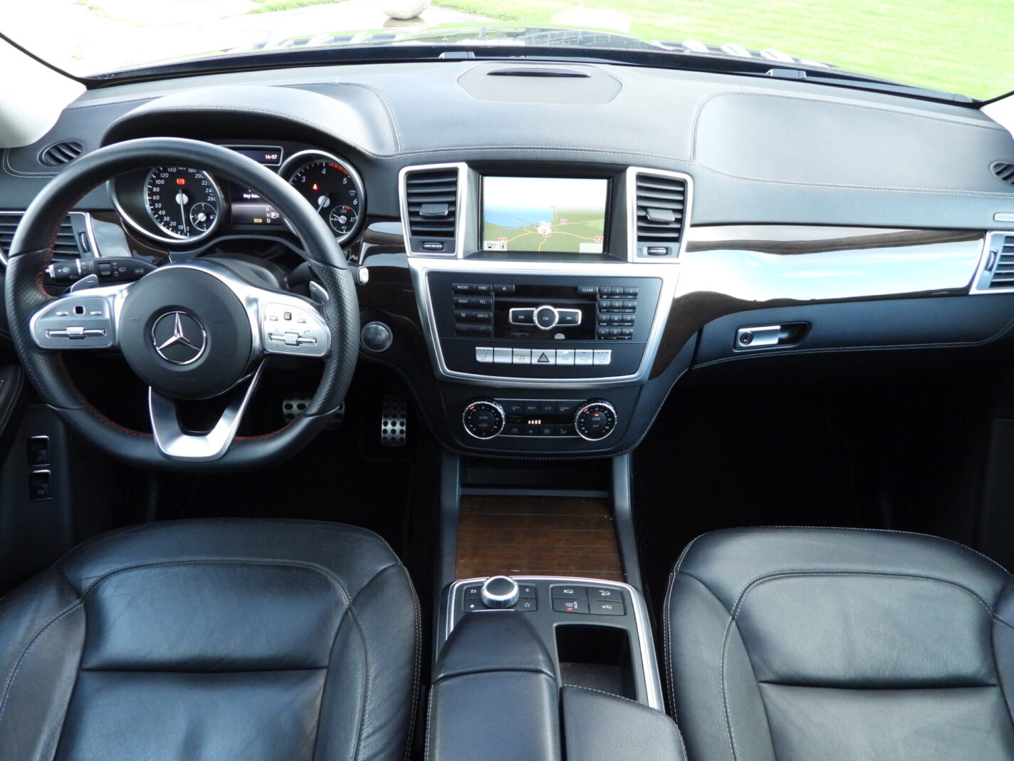 MERCEDES BENZ GL350