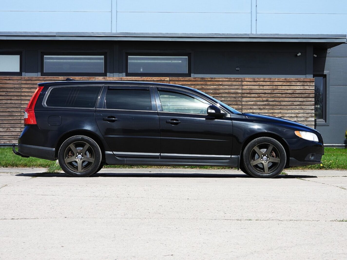 VOLVO V70